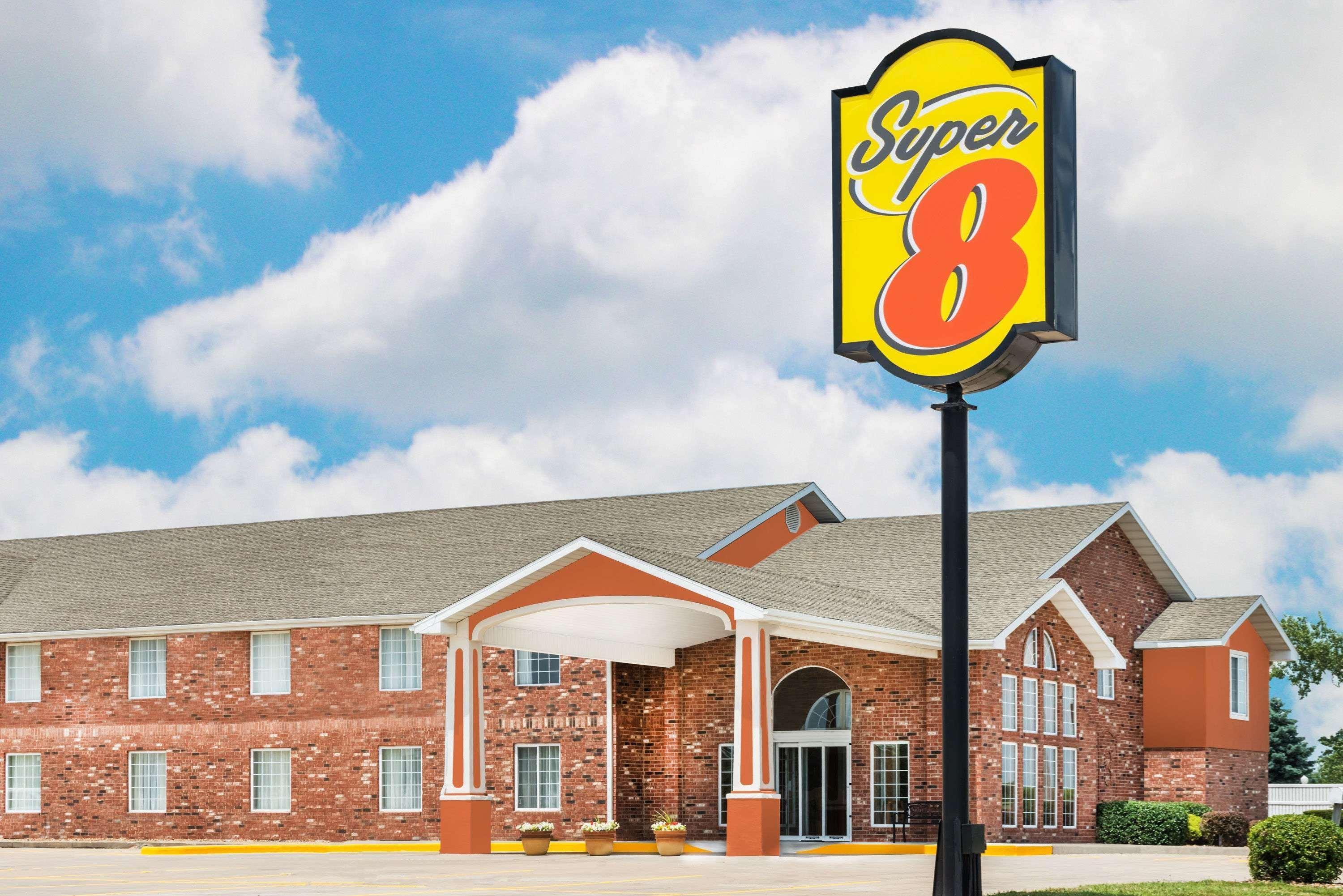 Super 8 By Wyndham Bolivar Ngoại thất bức ảnh